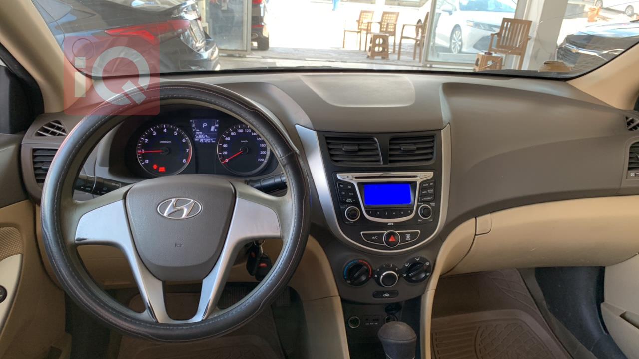 هیوندای ئەکسنت